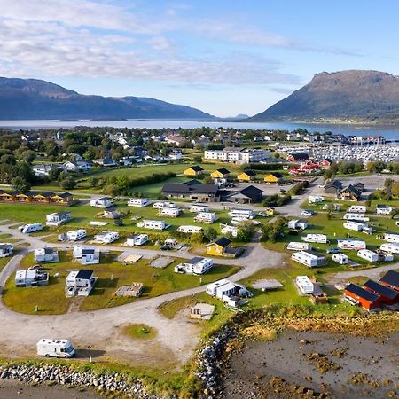 Topcamp Havblikk - Helgeland Nesna Buitenkant foto